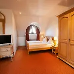 Stadt Hotel 3*