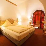 Hotel Stadt 3*