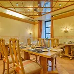 Stadt Hotel