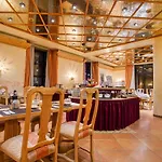 Stadt Hotel 3*