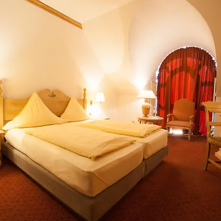 Hotel Stadt 3*