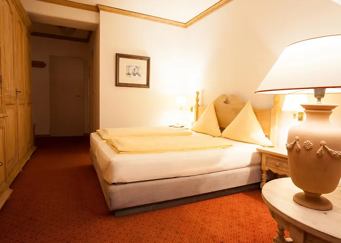 酒店 Stadt 居特斯洛