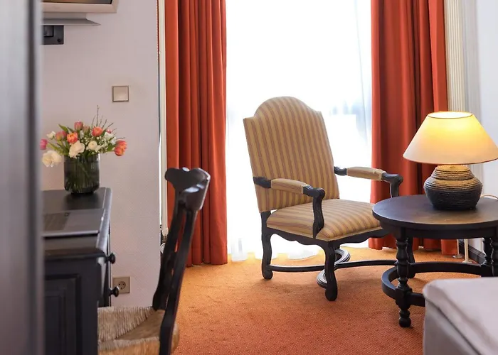 Stadt 3* 居特斯洛