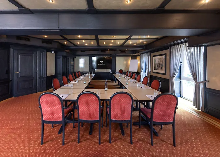 Stadt 酒店 居特斯洛